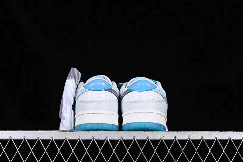 All categories Nk SB Dunk series Nk SB Dunk Low low-top sneakers F version Nk SB Dunk Low "520" Valentine's Day limited SB low-top sports and leisure sneakers FN3433-141